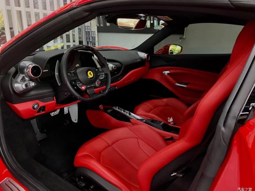 Ferrari 488 Pista 