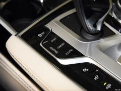 Фейслифтинг 750Li xDrive V8 2019 года в роскошном пакете 2019 facelift 750Li xDrive V8 luxury package Фото 14 из 42