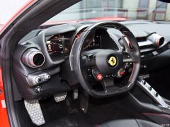 Фото Ferrari 812 GTS , фото салона