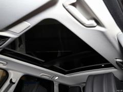 2021 3.0 L6 Сияющий черный выпуск 2021 3.0 L6 Shining Black Edition Фото 39 из 81