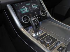 2021 3.0 L6 Сияющий черный выпуск 2021 3.0 L6 Shining Black Edition Фото 28 из 81