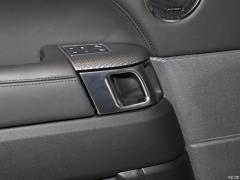 2021 3.0 L6 Сияющий черный выпуск 2021 3.0 L6 Shining Black Edition Фото 45 из 81