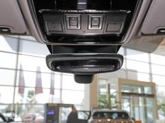 2021 3.0 L6 Сияющий черный выпуск 2021 3.0 L6 Shining Black Edition Фото 42 из 81
