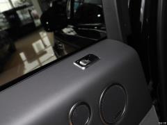 2021 3.0 L6 Сияющий черный выпуск 2021 3.0 L6 Shining Black Edition Фото 59 из 81