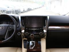 Фото Toyota Alphard (H30), фото салона