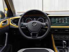 Фото Volkswagen Polo (Mk6), фото салона
